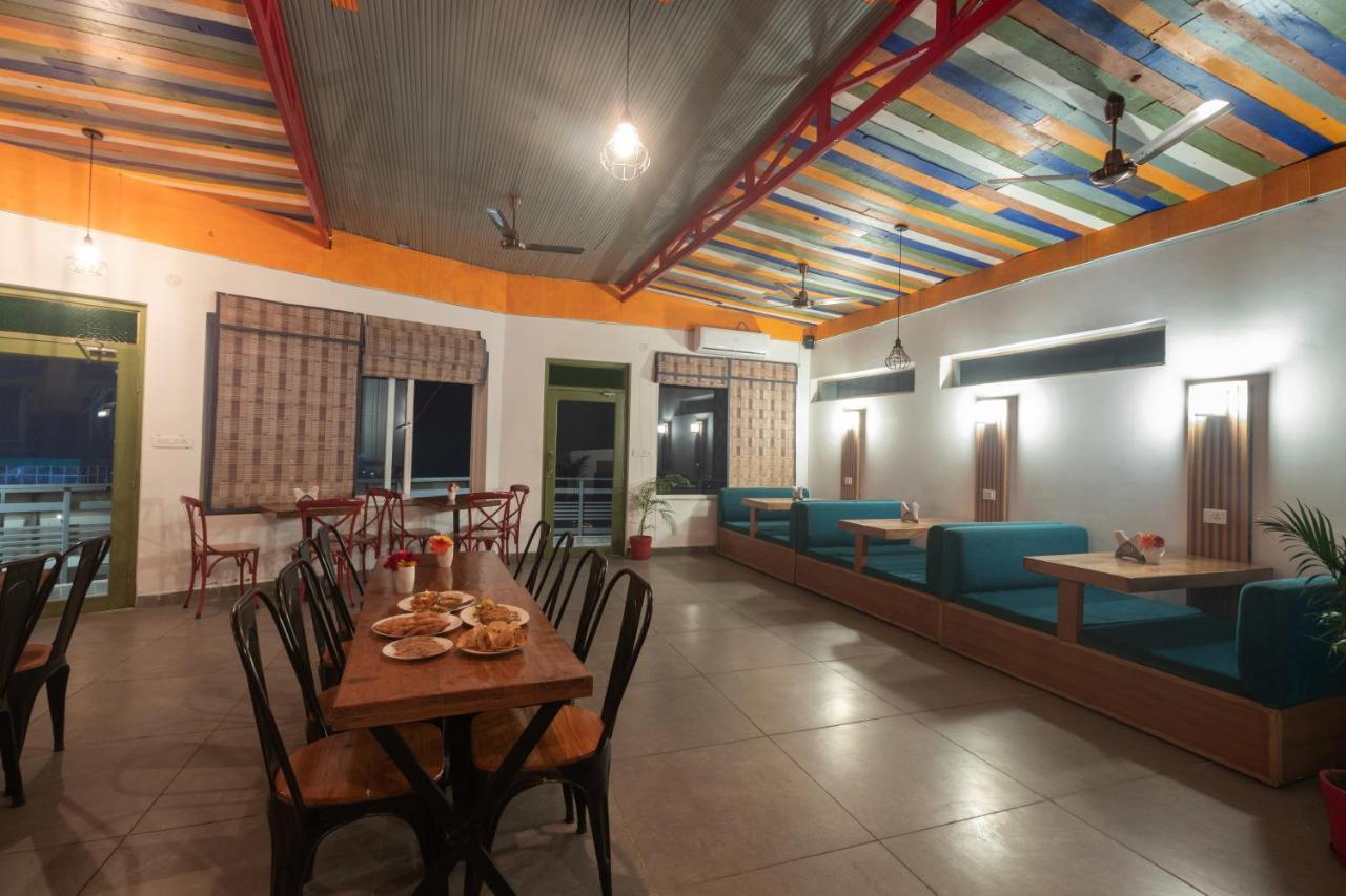 Hotel Peepal Tree Rishīkesh Buitenkant foto