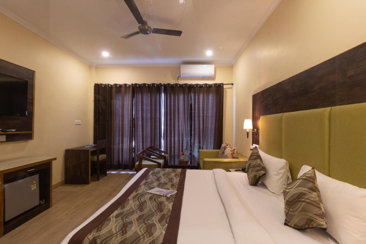 Hotel Peepal Tree Rishīkesh Buitenkant foto